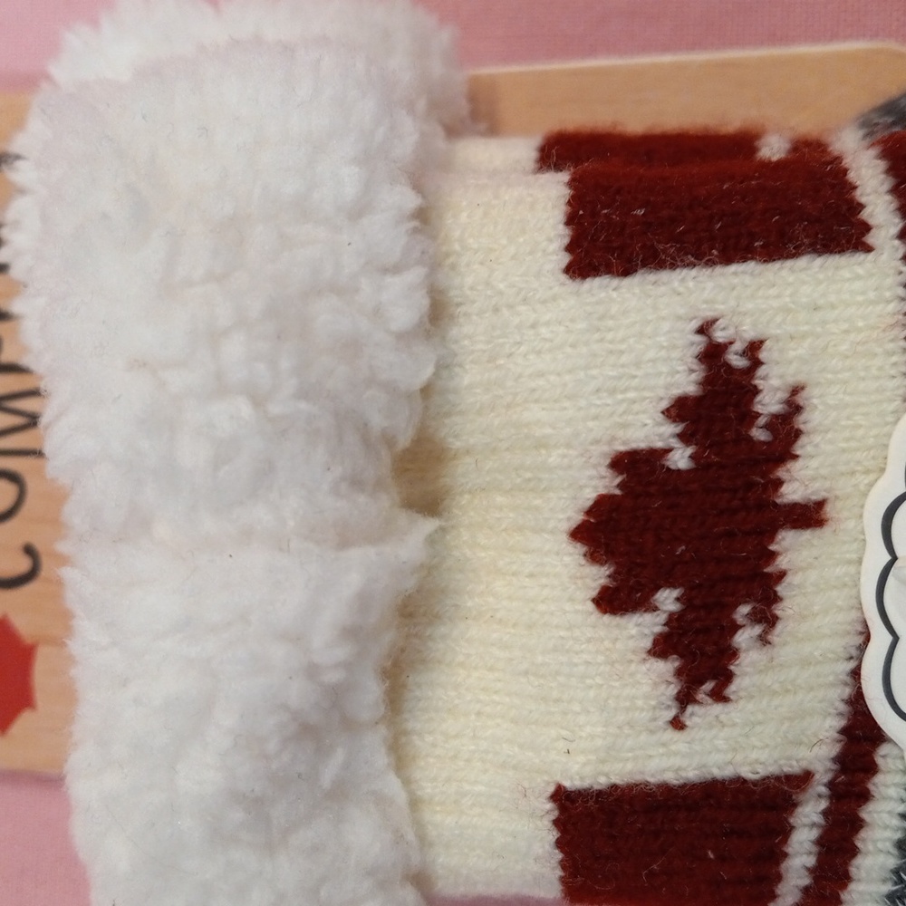 Kid Slippers - Picture 4 of 6